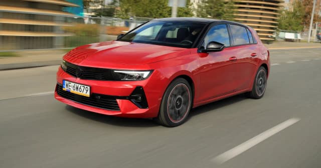 Ile pali opel astra 1.6 benzyna? Zaskakujące wyniki spalania w mieście i trasie Ile pali opel astra 1.6 benzyna? Zaskakujące wyniki spalania w mieście i trasie