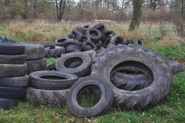 Ile płacą cementownie za opony? Sprawdź ceny i czynniki wpływające na stawki Ile płacą cementownie za opony? Sprawdź ceny i czynniki wpływające na stawki