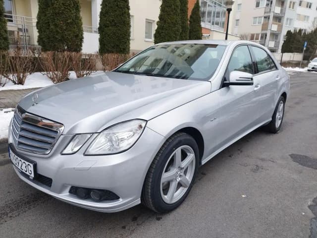 Mercedes E Klasa W212 - Co musisz wiedzieć o specyfikacjach i problemach Mercedes E Klasa W212 - Co musisz wiedzieć o specyfikacjach i problemach